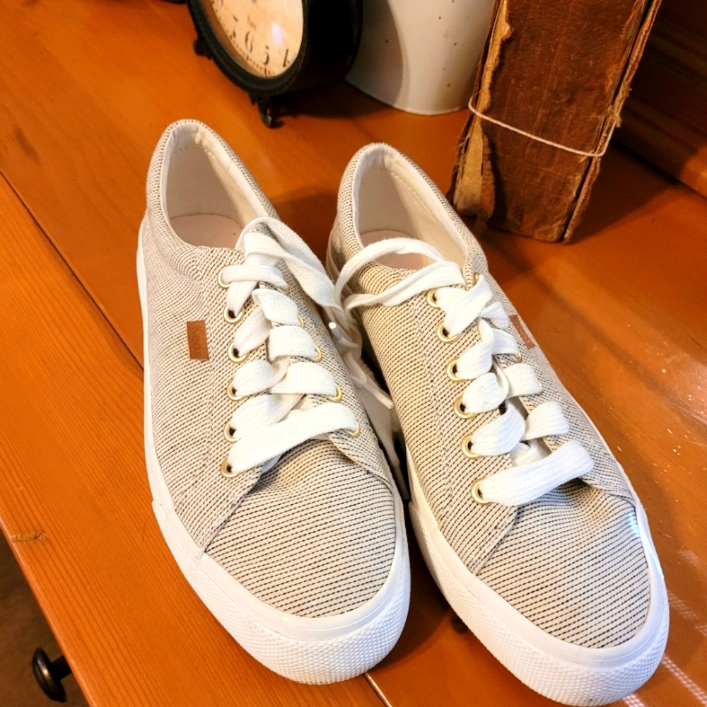 Keds ladies sneakers with cushion insoles